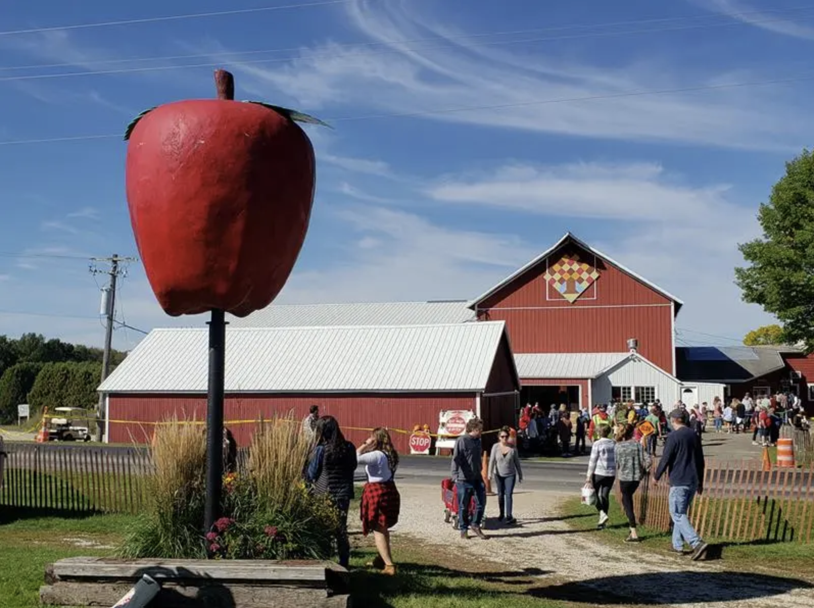 Apple Barn Orchard & Winery